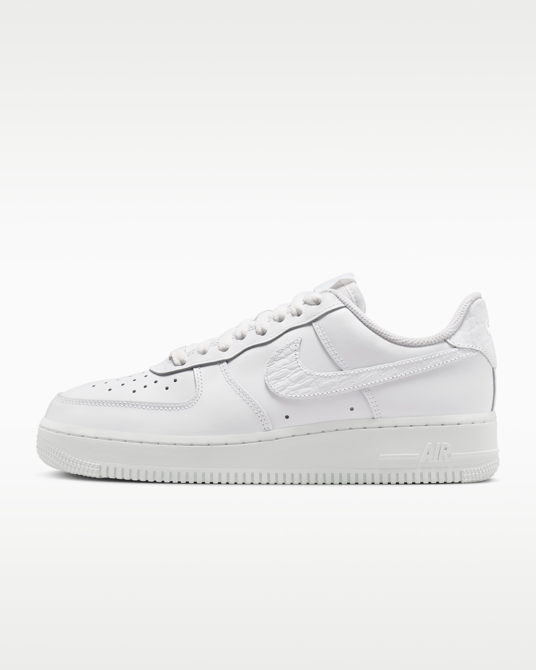 Nike Air Force 1 '07 SE Women's Shoes. Nike ID